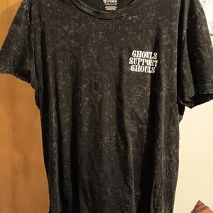 VS Pink Glow In The Dark Halloween Campus Tee Size XL Short Sleeve